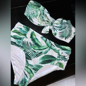 Leaf Print Tikibikini 2 piece Sz:XL